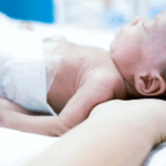 Reflexología y acupresión para inducir el parto